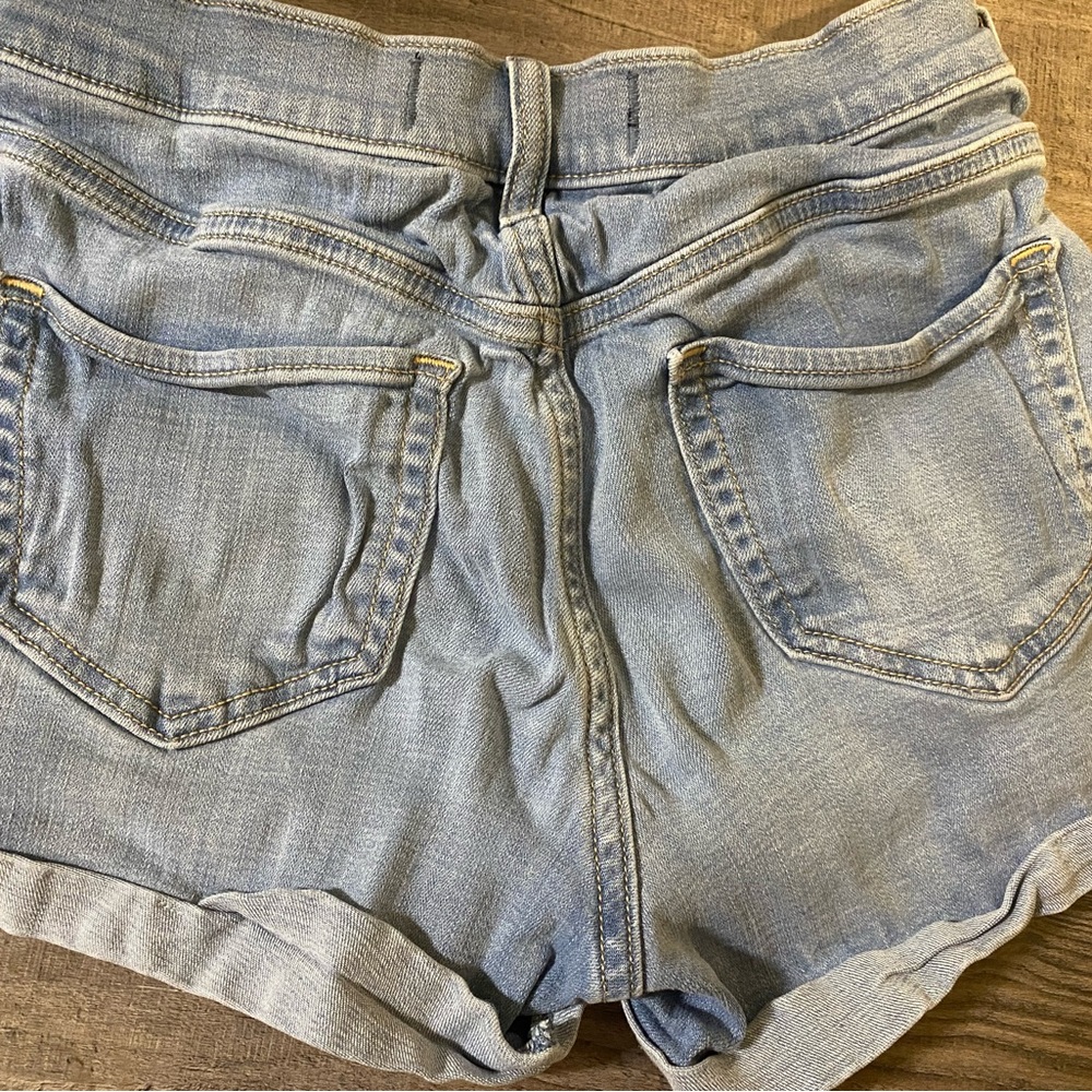 LIKE BRAND NEW Hollister shorts